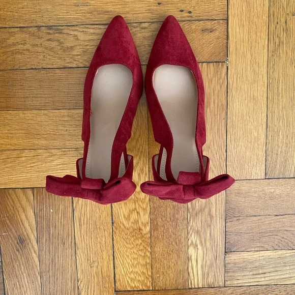 ZBY Burgundy Ankle Bow Heels - Faux Suede - Size 6.5 - Picture 3 of 6